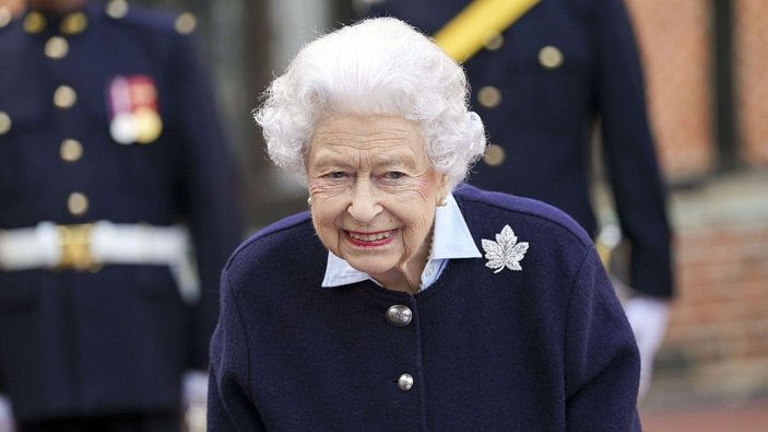 Kraliçe Elizabeth’in tahttaki 70’nci yılı için sokak partileri düzenlenecek