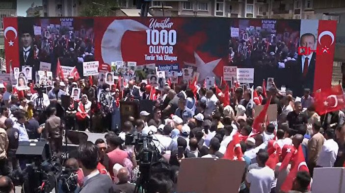 Cumhurbaşkanı Erdoğan, 1000 gündür direnen annelere seslendi