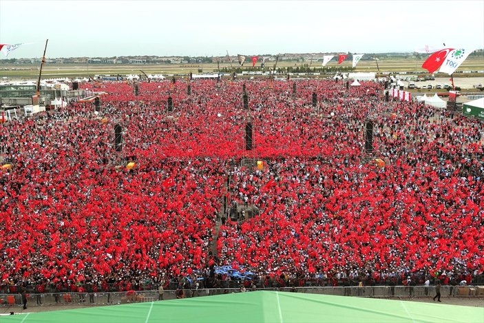 Cumhurbaşkanı Erdoğan, İstanbul'daki fetih kutlamalarında