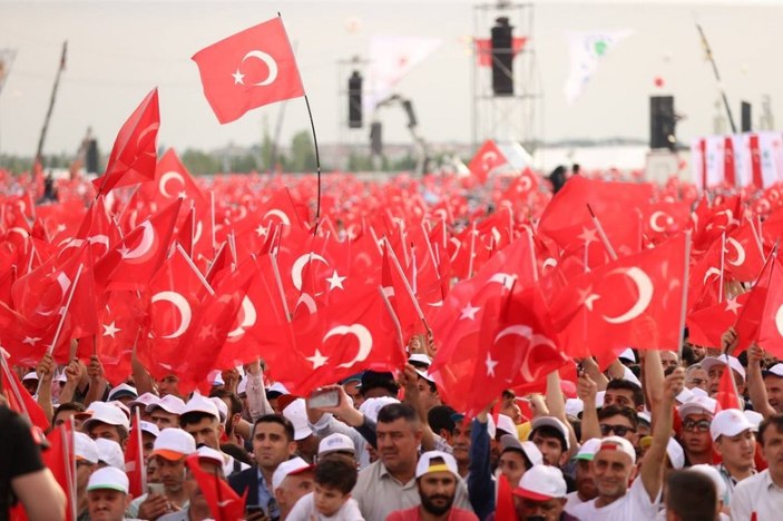 Murat Kurum, Atatürk Havalimanı Millet Bahçesi'ndeki fetih kutlamalarında