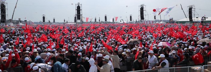 Atatürk Havalimanı Millet Bahçesi Fidan Dikim Töreni'ne yoğun ilgi