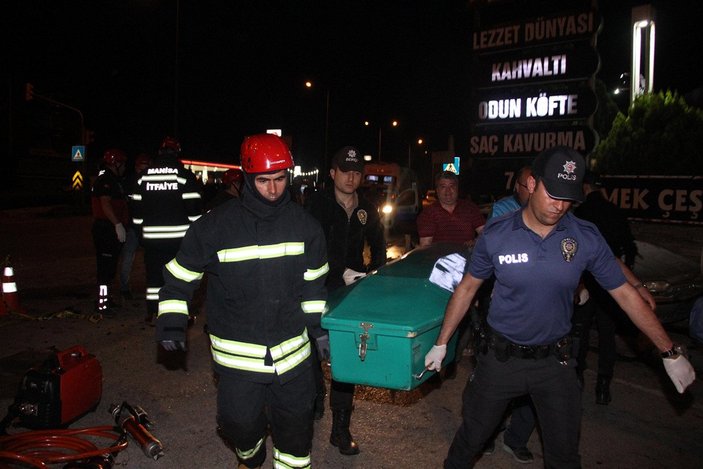Manisa’da katliam gibi kaza: 4 ölü, 2 yaralı