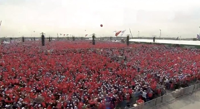 Atatürk Havalimanı Millet Bahçesi Fidan Dikim Töreni'ne yoğun ilgi