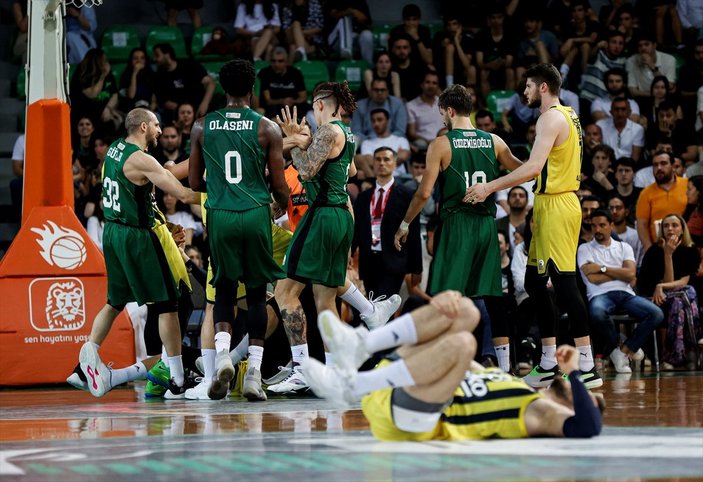 Basketbol Süper Ligi'nde ilk finalist Fenerbahçe