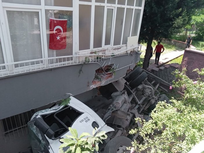 Kahramanmaraş'ta su tankerinin dehşet saçtığı anlar