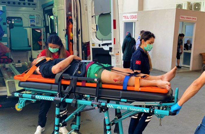 i Kocaeli'deki alkollü şahıs, çatıdan düştü