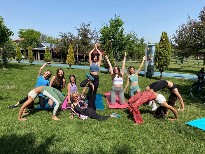 Eskişehir'de kadınlardan yoga yasağı tepkisi