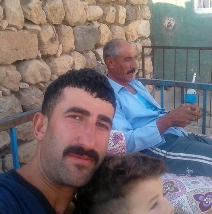 Mardin’de 2 çocuk babası, arazi sularken yılan ısırmasıyla öldü