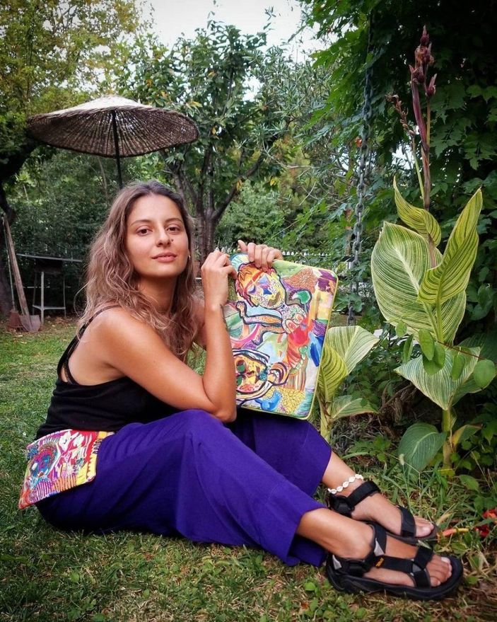 Hepsi Grubu'nun yıldızı Eren Bakıcı meğer sessiz sedasız evlenmiş! Sır gibi sakladığı eşine bakın...