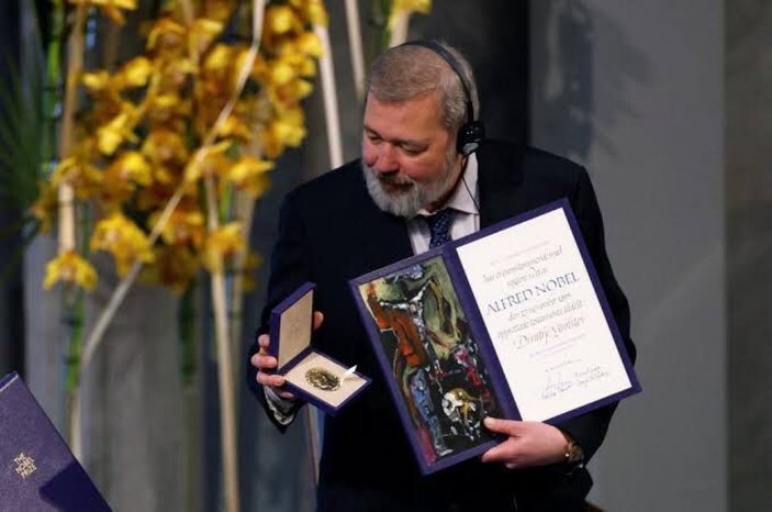 Nobel Ödüllü Rus gazeteci, ödülünü Ukraynalı çocuklar için açık artırmaya koydu