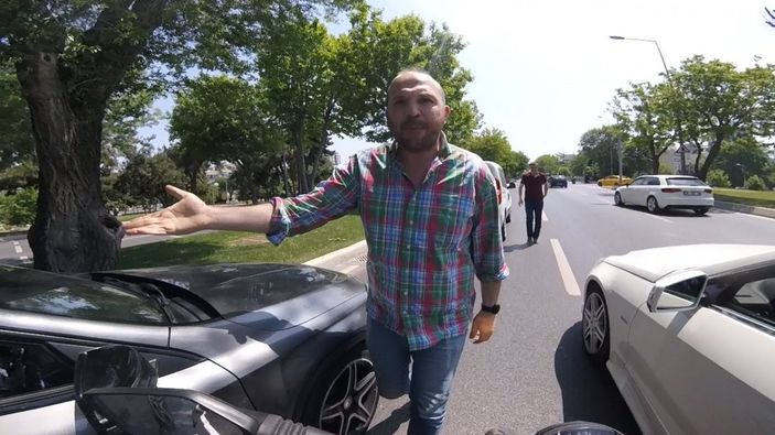 Bakırköy'de kadın sürücüyle tartışırken tepki gören motosiklet sürücüsü, şikayetçi oldu