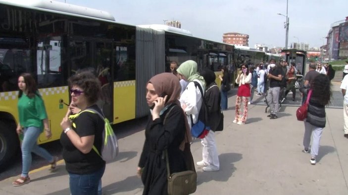 Üsküdar-Çekmeköy metrosundaki arıza tepki çekti
