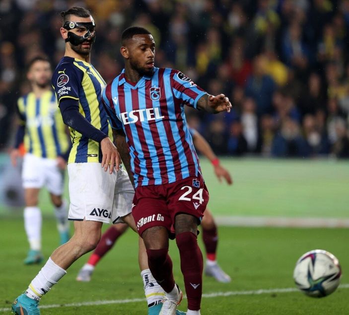 Trabzonspor'da Stefano Denswill ikna edildi