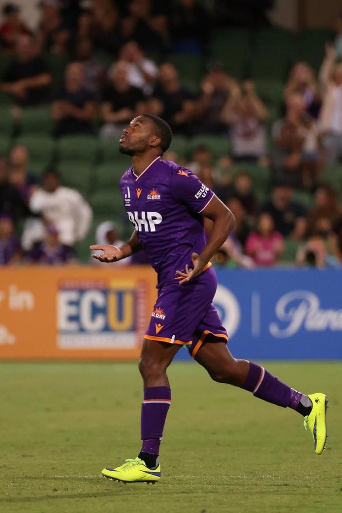 Daniel Sturridge, Perth Glory'den de kovuldu