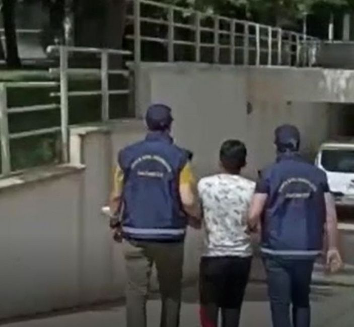 d Gaziantep’te kamu görevlisiyim deyip 350 bin lira dolandırdı