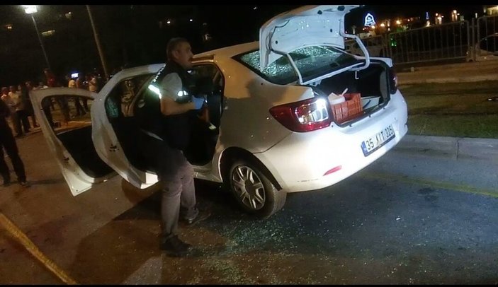 İzmir'de otomobil içerisine silahlı saldırı: Tribün lideri öldü