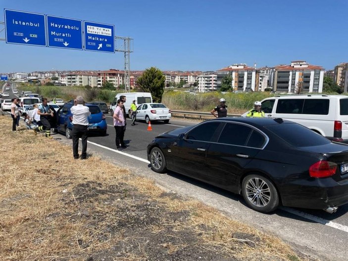 Tekirdağ'da freni boşalan kamyon ortalığı birbirine kattı