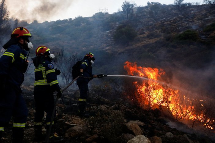 Yunanistan'da orman yangını çıktı