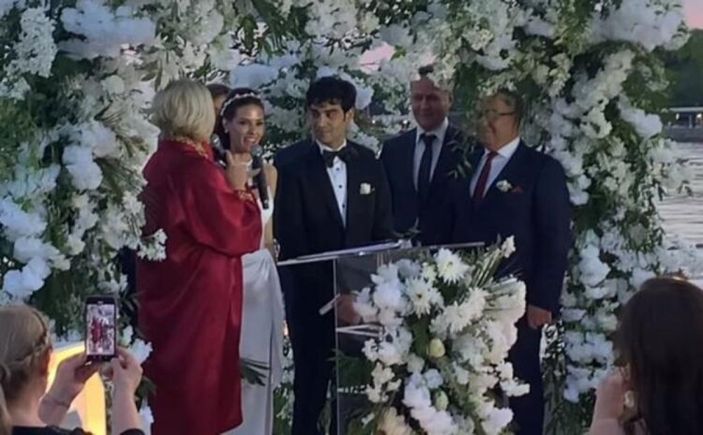 Güldür Güldür oyuncusu Özgün Aydın evlendi