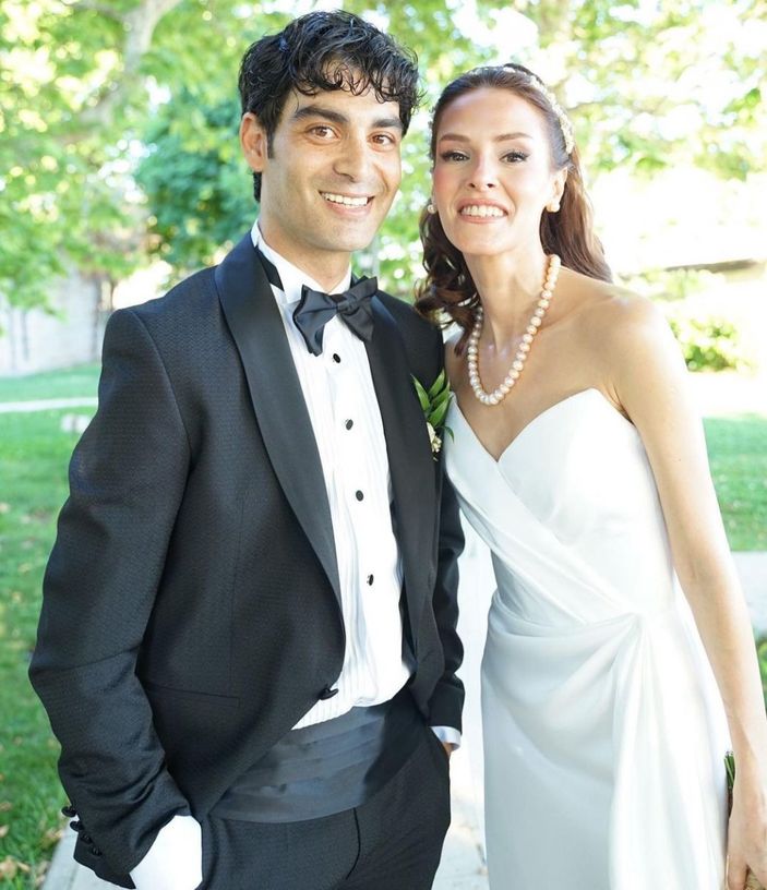 Güldür Güldür oyuncusu Özgün Aydın evlendi