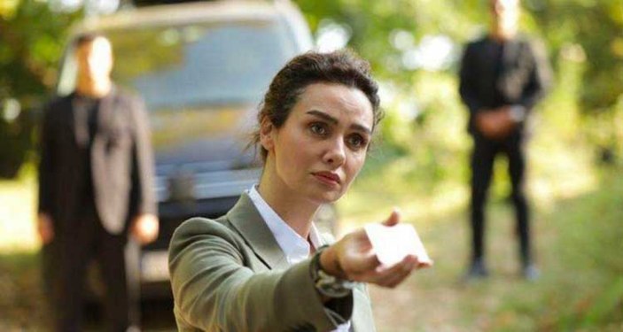 Başrolde Birce Akalay ve Olgun Toker var! Mezarlık'ın yayın tarihi belli oldu