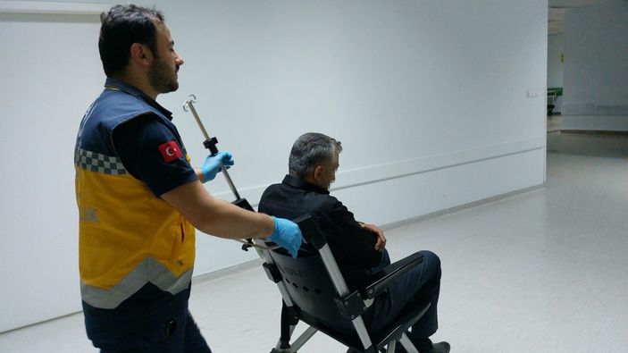 i Samsun'da alkollü şahsın tel örgülerin üzerinden düştüğü anlar