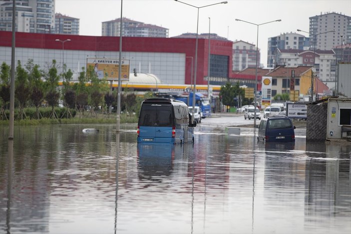 Ankara'daki sel felaketinden görüntüler