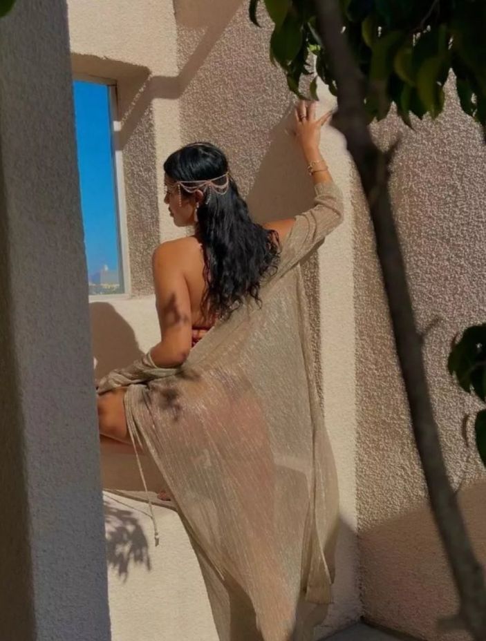 Öpüşme videosuyla olay olan Cansel Çördük'ün bikinili pozları dumura uğrattı! 'Bu kadarı ayıptan öte'