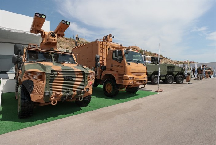 Milli savunma teknolojileri İzmir'de görücüye çıktı