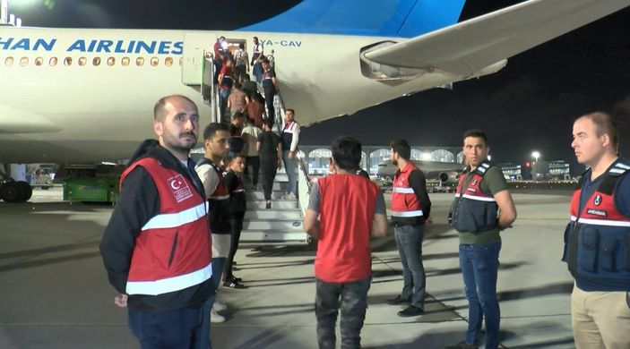 d Sınır dışı edilen 178 Afgan, ülkelerine gönderildi