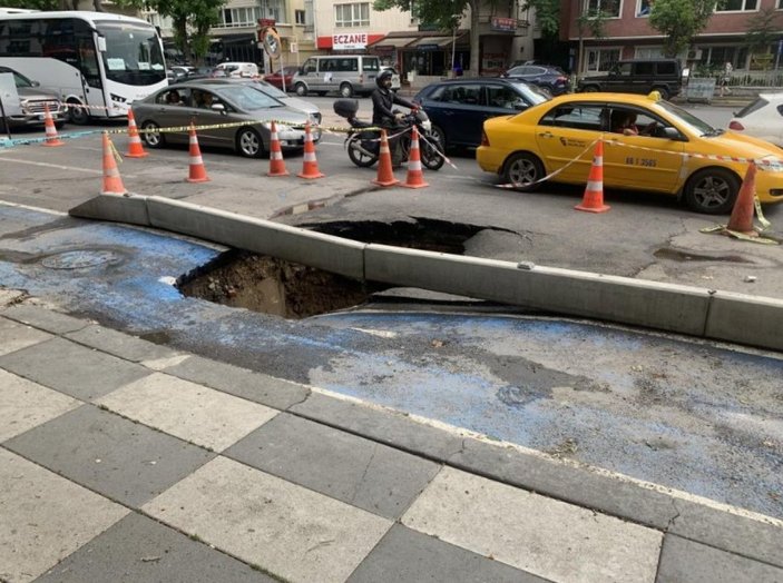 Ankara'da sağanak yağış etkili oldu