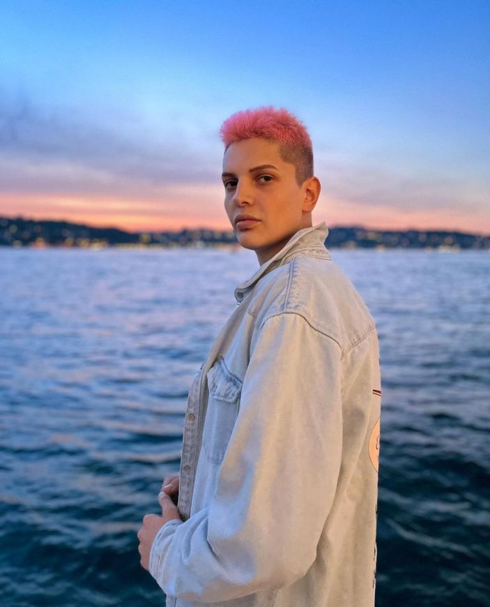 Ebrar Karakurt hızlı çıktı! Takım arkadaşıyla yeni bir aşka yelken açtı, paylaşımı sosyal medyayı yıktı