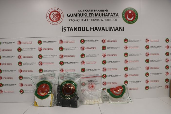 i İstanbul Havalimanı'nda uyuşturucu operasyonu: 36 kilogram kokain yakalandı