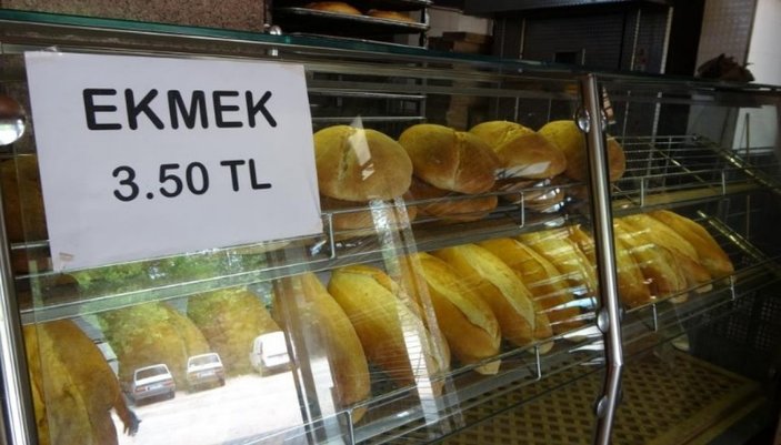 Adana'da ekmeği pahalı satan fırınlara denetim