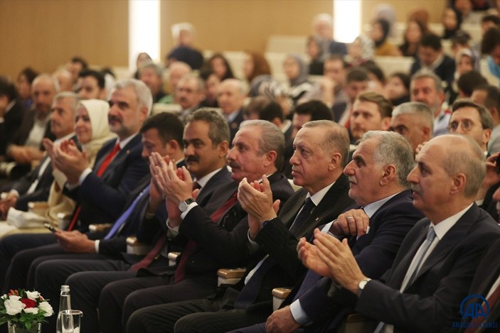 Cumhurbaşkanı Erdoğan, Mustafa Cambaz’a vefa ödül töreninde konuştu