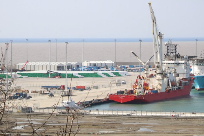 Karadeniz gazı için boru döşeme işlemleri başladı