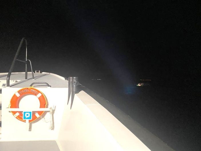 İzmir'de 44 düzensiz göçmen kurtarıldı