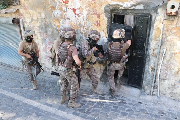 Şanlıurfa'da torbacı operasyonu: 24 tutuklama