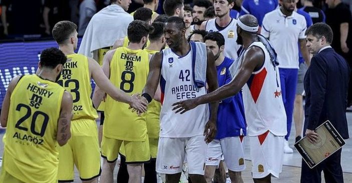 Anadolu Efes-Fenerbahçe Beko 4.final maçı ne zaman, saat kaçta, hangi kanalda?