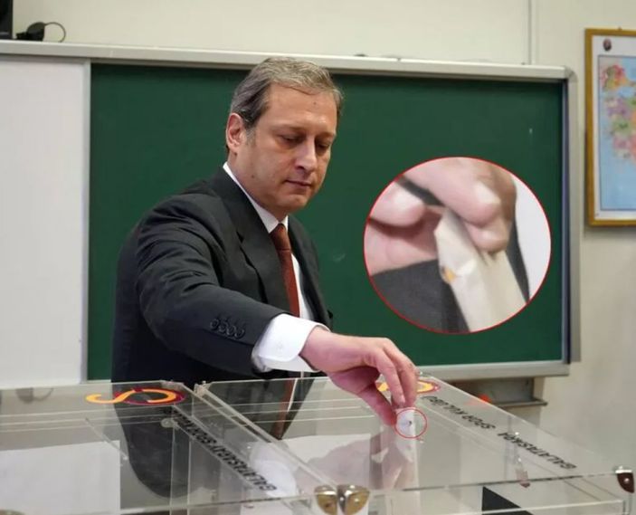 Burak Elmas'ın pusulası zarftan göründü