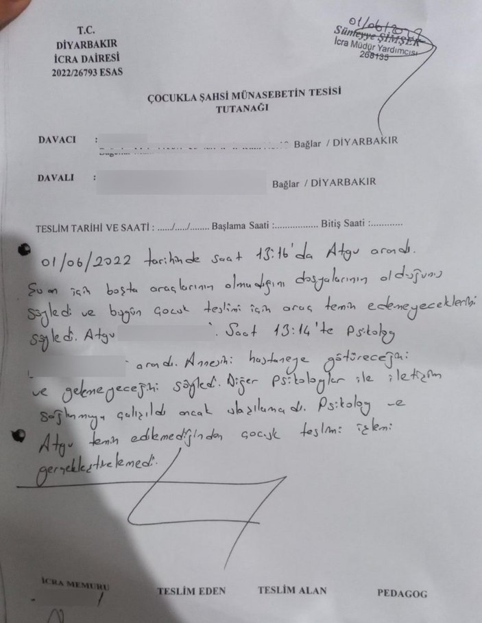Diyarbakır'da bir anne, velayeti kendisinde olan çocuklarını istiyor