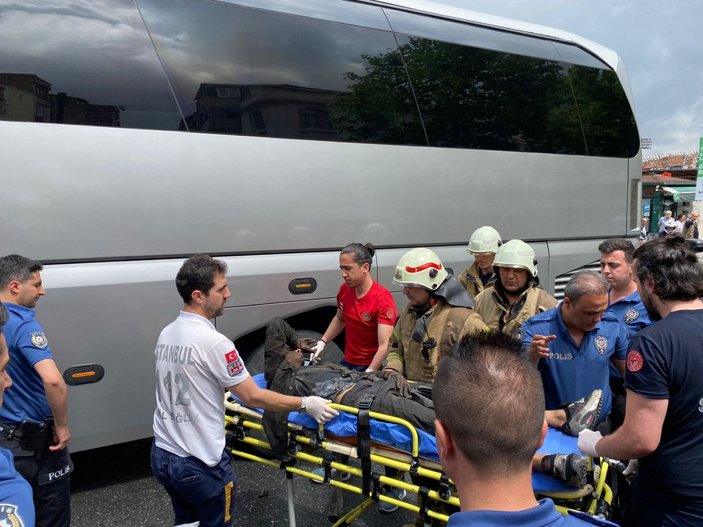 İstanbul'da otobüsün motor kısmından kaçak yolcu çıktı
