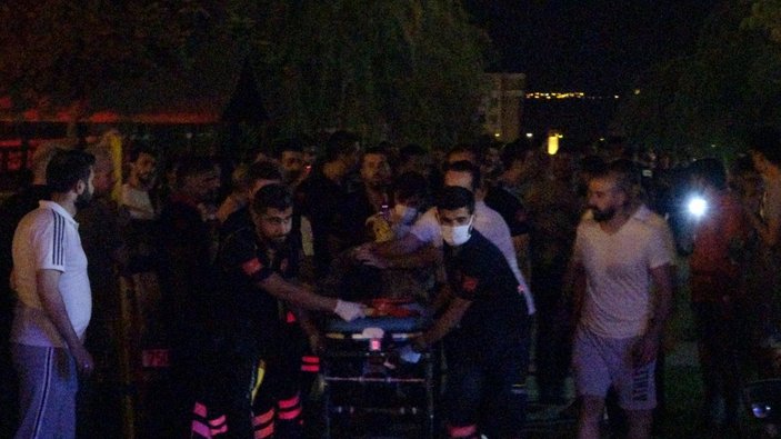 Diyarbakır'da 25 katlı binada yangın çıktı