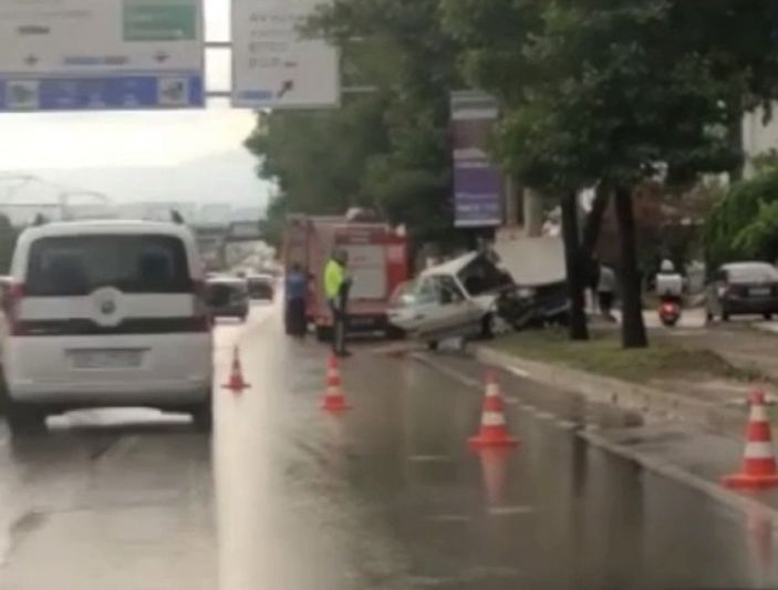 i Bursa'da yağmur nedeniyle kaza: 2 ölü