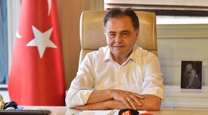 Bilecik'in CHP’li belediye başkanı partisinden ihraç oldu