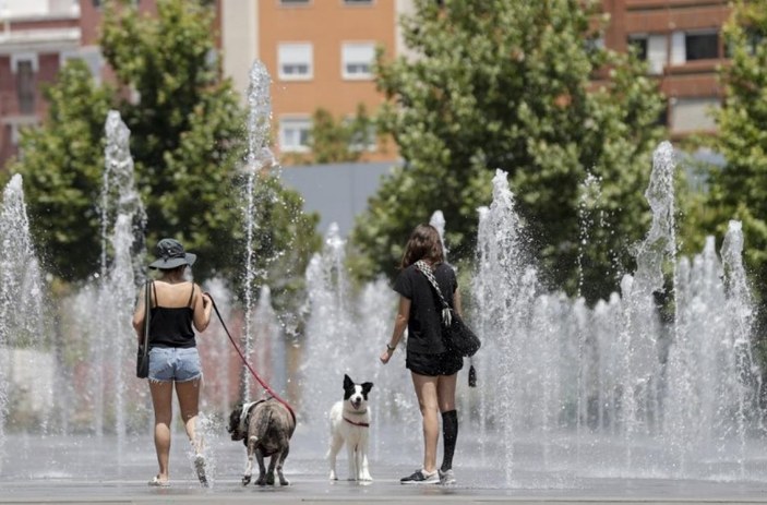 İspanya'da termometreler 40 dereceyi gösterdi