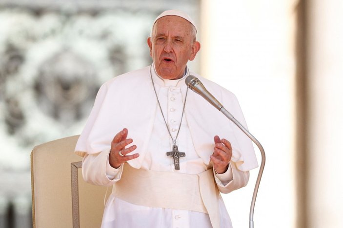 Papa Francis: Ukrayna'da silah satışıyla ilgili çıkar var