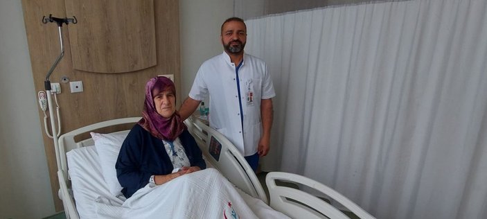 Bursa’da hastaneye yatan kadının safra kesesinden 1.284 taş çıktı