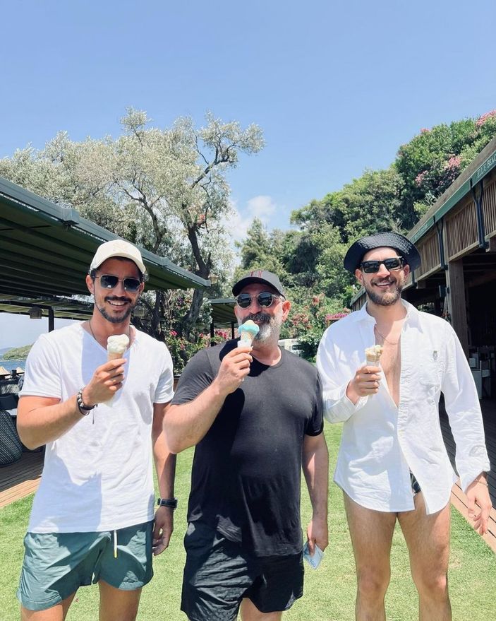 Uraz Kaygılaroğlu slip mayosunu giydi, gören hayrete düştü! 'Fedon musun be abi'