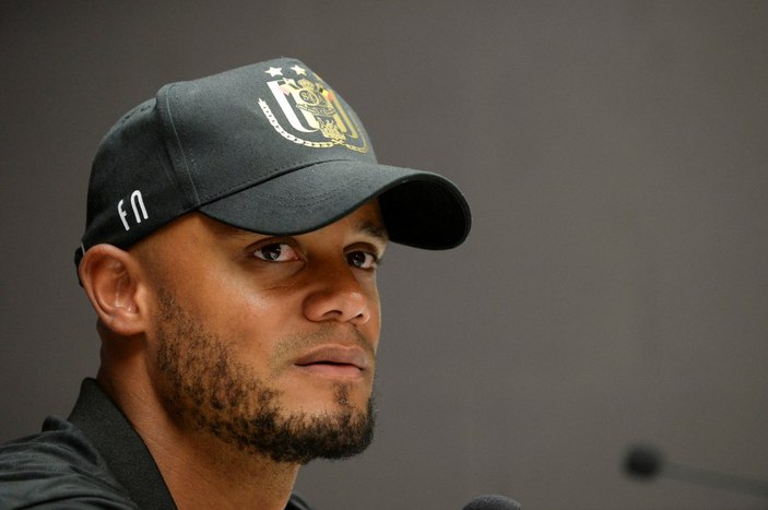 Vincent Kompany, İngiltere'ye teknik direktör olarak döndü